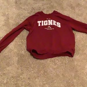Red Tigners sweater from H&M